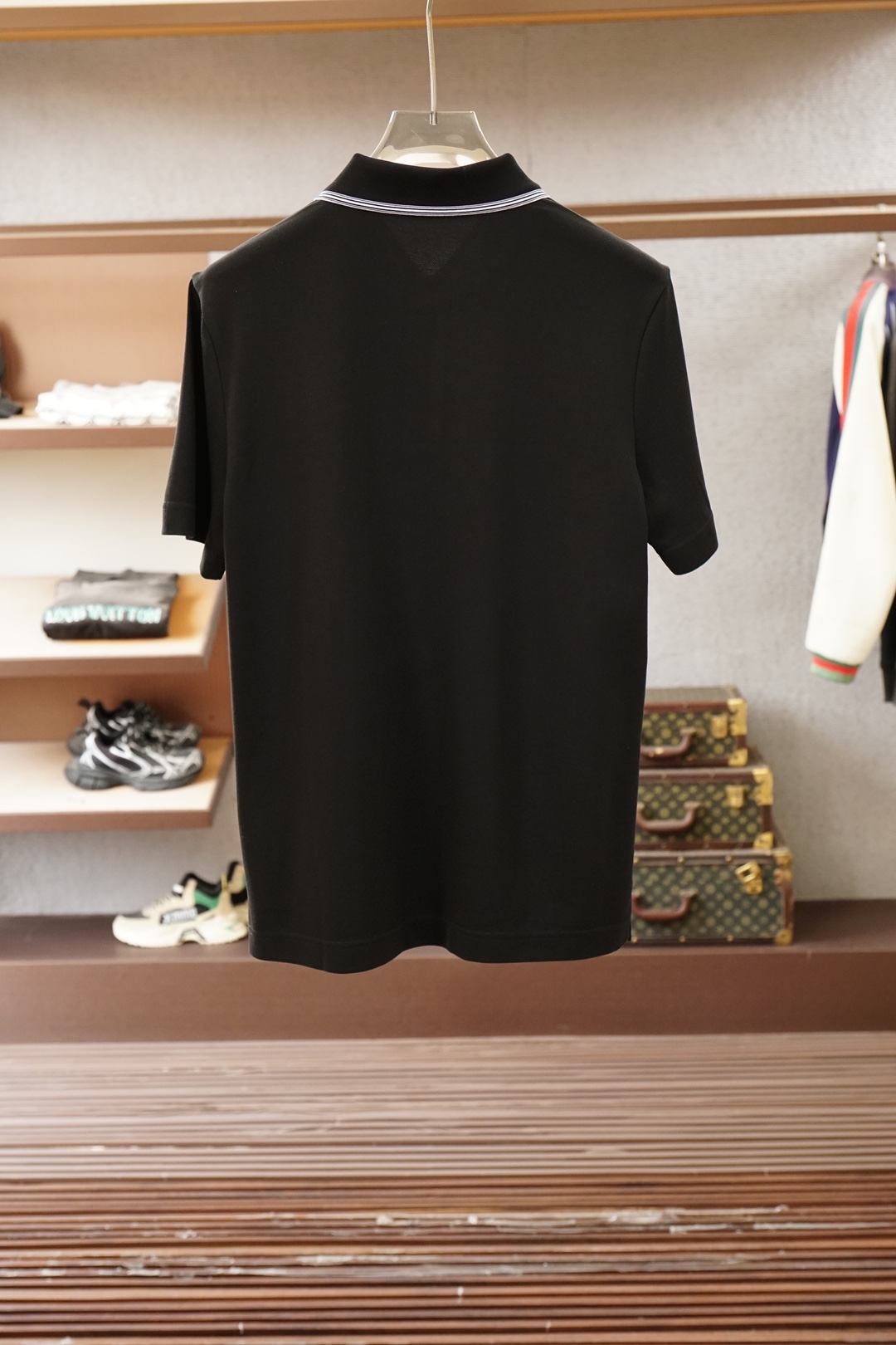 ，布莱尼奥-全棉珠地 Polo这件Dior Clover Polo衫，以全面珠地棉为基底，重新定义了男士