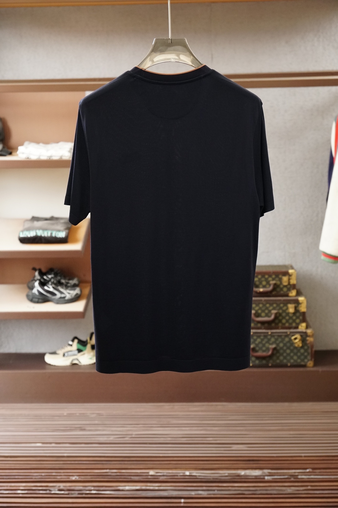、loro Piana-lor* Pian* 诺U翩然莱赛尔平纹起脚圆领T恤甄选天然木源莱赛尔纤维，以平