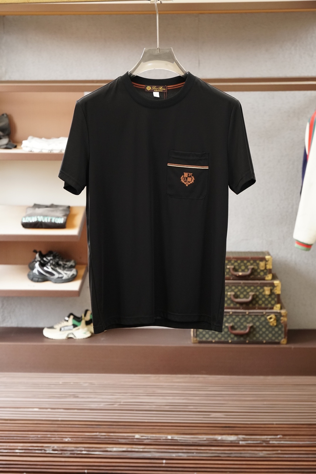 loro Piana-🔥时尚薄款休闲外套短裤套装 采用客供高密度纯棉材质面料，软糯亲肤，抗皱立挺有型，品