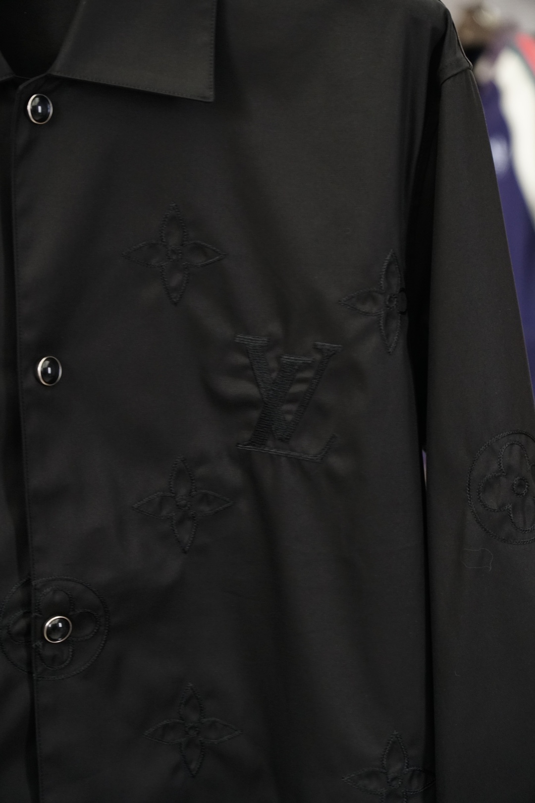 LV，2026🔥🔥春夏新款时尚休闲商务立领夹克外套 高端品质、版型面料五金都是专柜1:1定制，透气舒适合