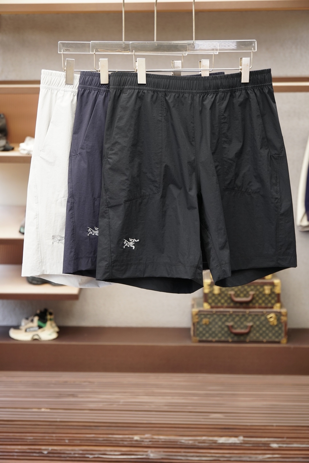 NO:845957,Arc'teryx, 2026 spring and summer new shorts, ultra-thin quick-drying fabric, micro-elastic, very comfortable, soft and breathable, loose pants, modified leg shape, M-2XL, arc'teryx, shorts,19860909始祖鸟,2026春夏新款短裤、超薄速干面料,微弹力,非常舒适柔软透气,宽松裤型,修饰腿型,M-2XL,arc'teryx,shorts,,Men's clothing