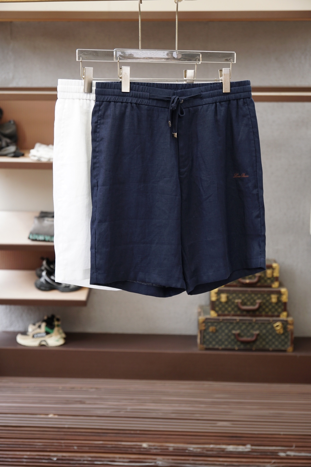 NO:847742,LP/2026 new spring and summer shorts, high-end customized series, new products are here. Imported Tencel linen casual trousers, no wrinkles, no deformation, cool, comfortable and breathable, loose version to modify the figure, 48-50-52-54-56,,loro piana,shorts,19860909LP/2026春夏新款短裤,高货定制系列,新品来啦 进口天丝亚麻休闲西裤,不褶皱,不变形的,凉爽舒适透气,版型宽松修饰身材, 48-50-52-54-56,,loro piana,shorts,,Men's clothing