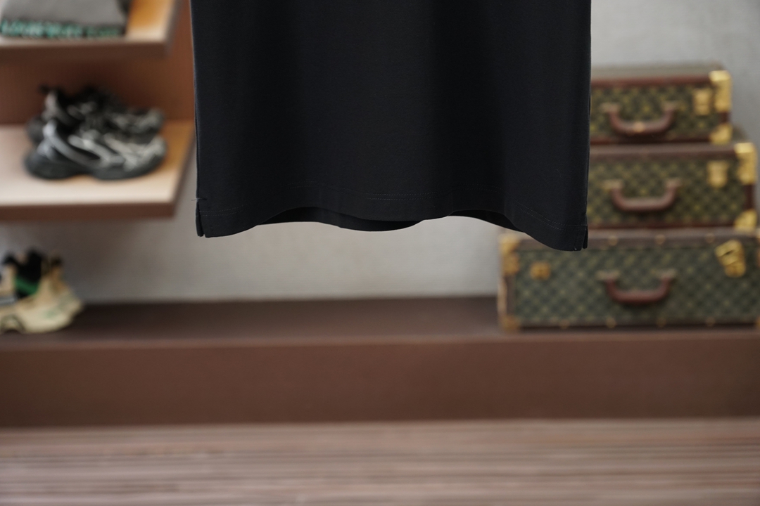 Loro Piana/26年夏季最新男士商务休闲款净版短袖POLO衫🎃🌺🌼香港贸易公司渠道货，高端意大利
