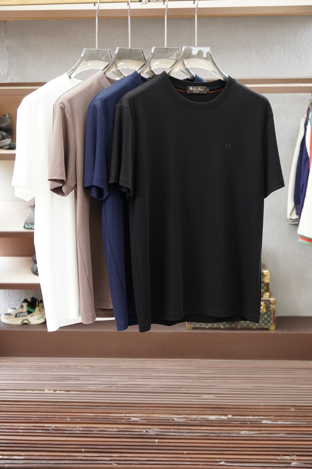 Loro Piana/2026ss新品上线Lor* Pian*   诺U翩然💕🌼💤甄选高支丝光双面面料，
