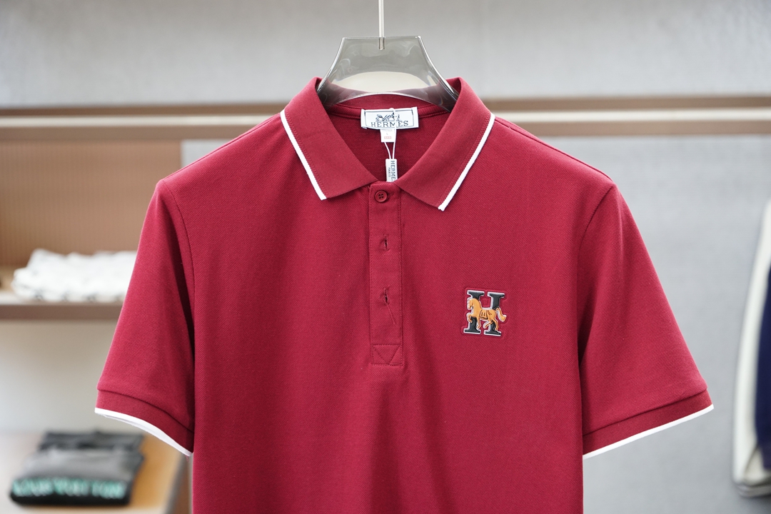 爱马仕，Hermes，2026春夏新品男士短袖Polo衫，以利落简约线条勾勒经典轮廓，💤💕🎊💐纯色主调低