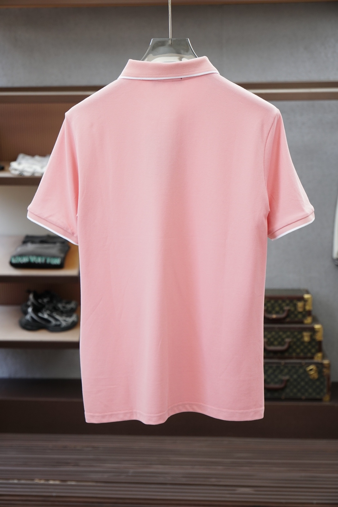 L Loro Piana，，2026春夏新品男士短袖Polo衫，以利落简约线条勾勒经典轮廓，💤💕🎊💐纯色