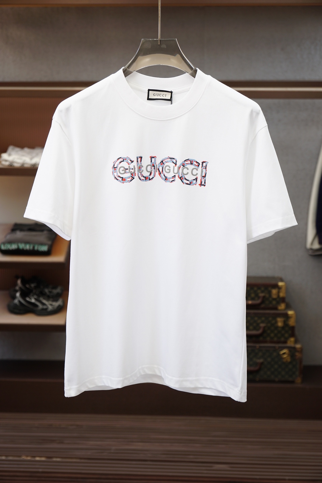 Gucci古奇-SS26春夏新品，官网1.1官网1.1最新款，🍻🌷💤💕胸前刺绣大Logo字母，满满时尚感