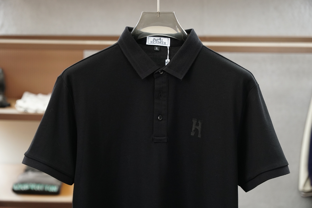 爱马仕，Hermes，2026春夏新品男士短袖Polo衫，以利落简约线条勾勒经典轮廓，💤💕🎊👾💤纯色主调