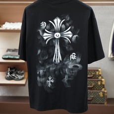 克罗心/26SS春夏新品印花圆领短袖T恤,胸前缀饰字母刺绣Logo设计,🔛🍭🌻🫥经典休闲单品更显精致,极 克罗心/26SS春夏新品印花圆领短袖T恤,胸前缀饰字母刺绣Logo设计,🔛🍭🌻🫥经典休闲单品更显精致,极