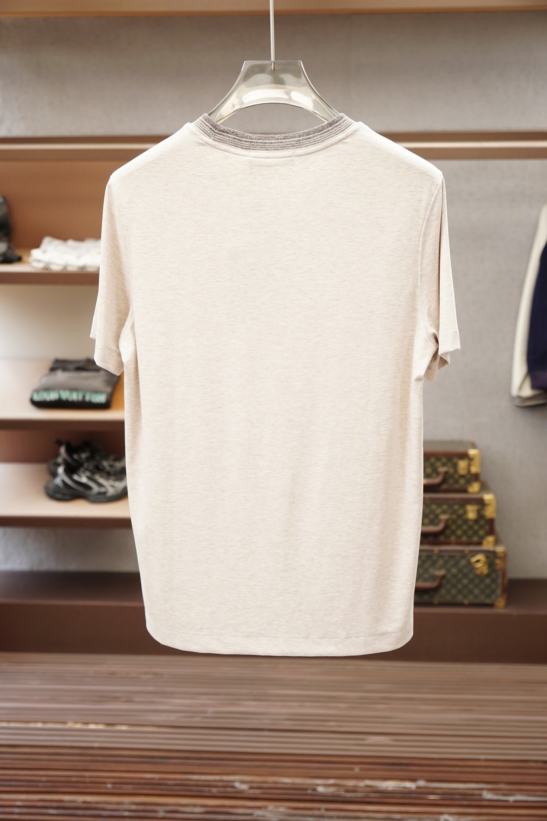 Loro Piana】百搭款来了哦！🔛🫥👽🌺💖丝滑舒适丝棉纱线元宝针织衫，男士必备圆领短袖T恤、解锁夏日