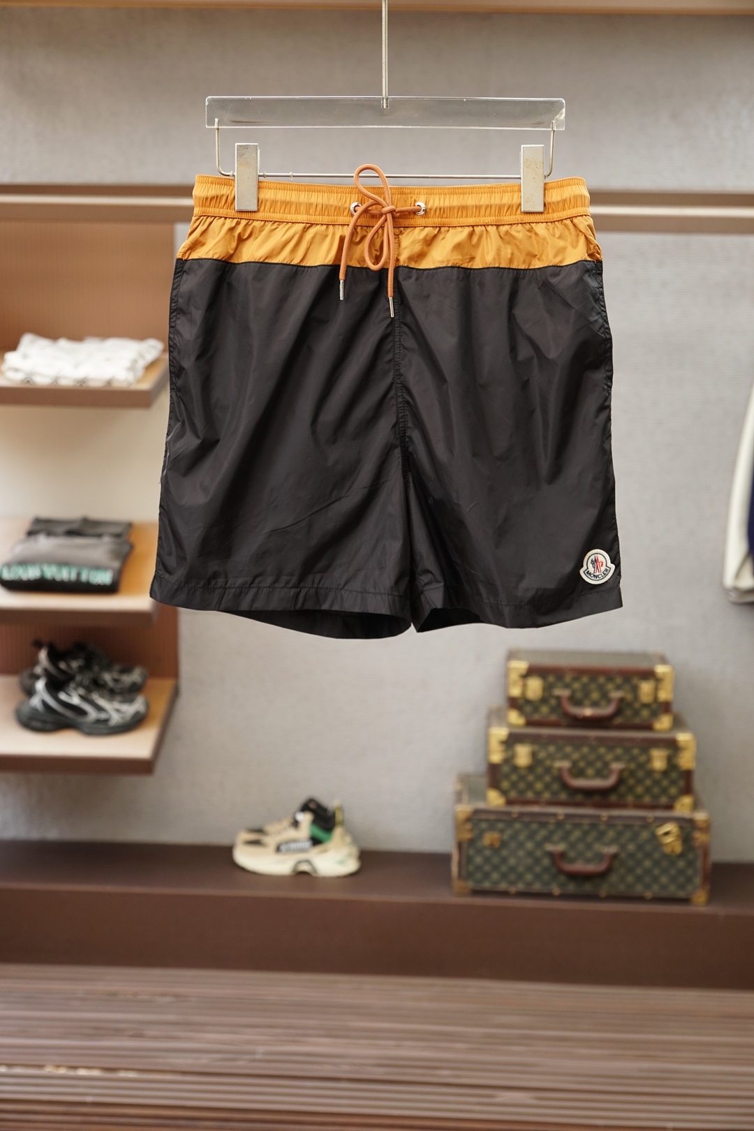 MONCLER 2026SS 早春新款撞色沙滩裤原版购入开发，随意对比市面任意版本！Size：S M L