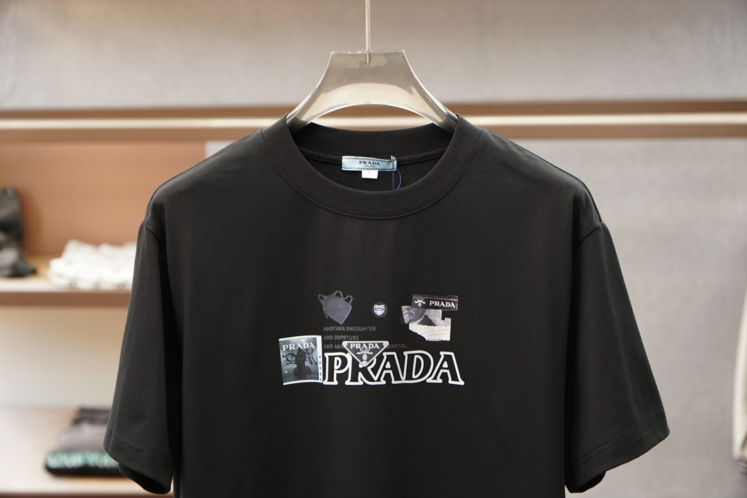Prada普拉达-26新品专柜代购臻选高版本质地A级 🎊🌺🌷🍻26/S夏季专柜最新款圆领短袖 高端订制 