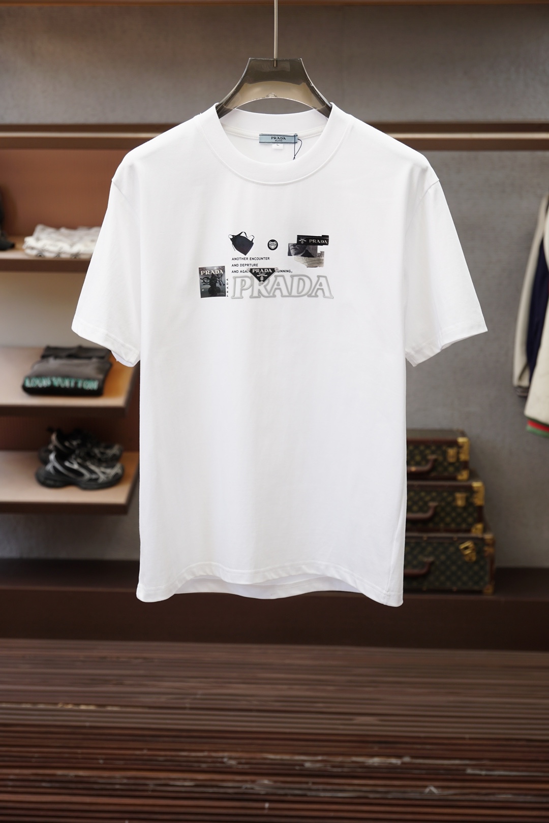 Prada普拉达-26新品专柜代购臻选高版本质地A级 🎊🌺🌷🍻26/S夏季专柜最新款圆领短袖 高端订制 