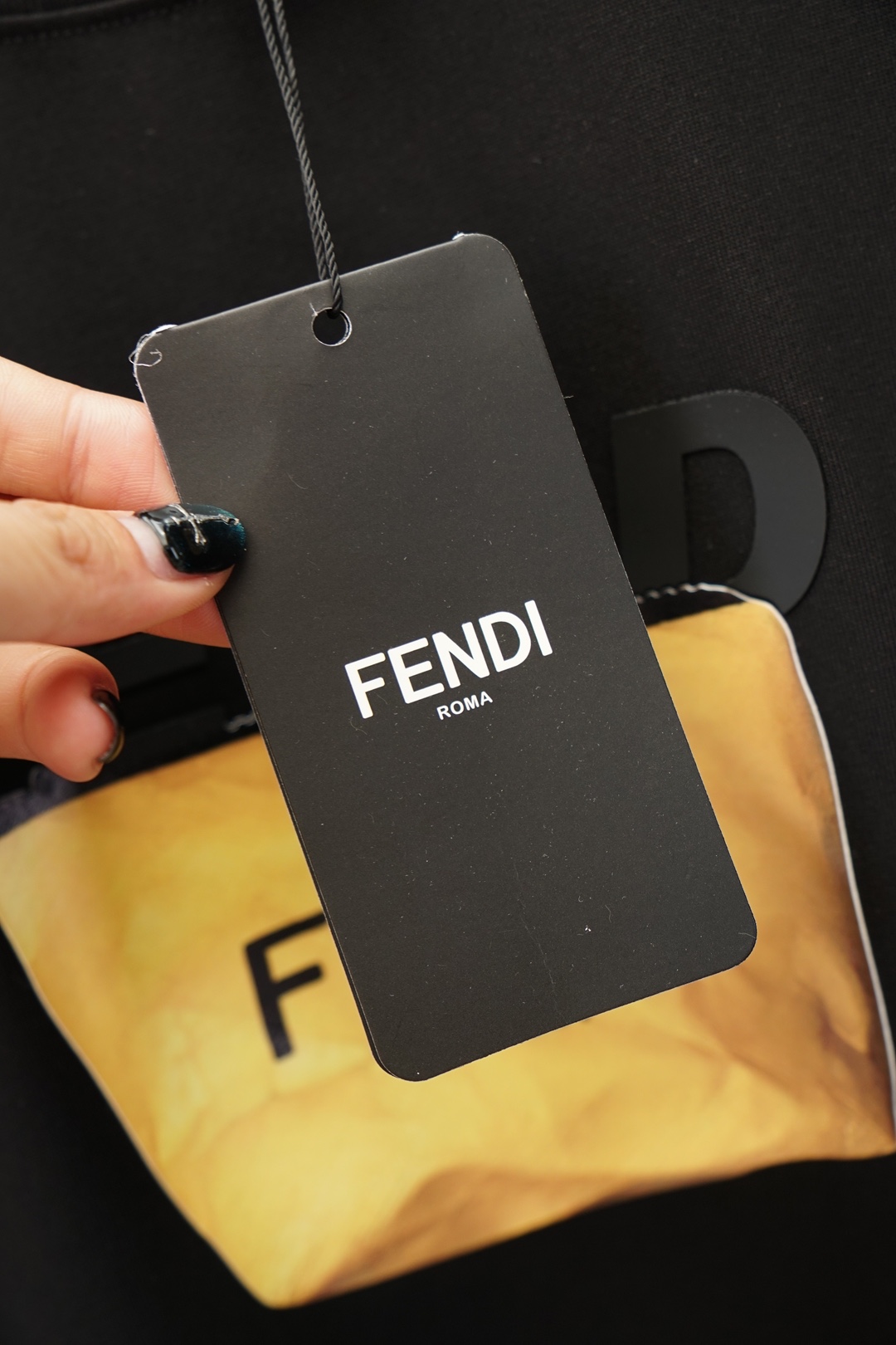 Fendi芬迪💕26新品专柜代购臻选高版本质地A级 🎊🌺🌷🍻26/S夏季专柜最新款圆领短袖 高端订制 设