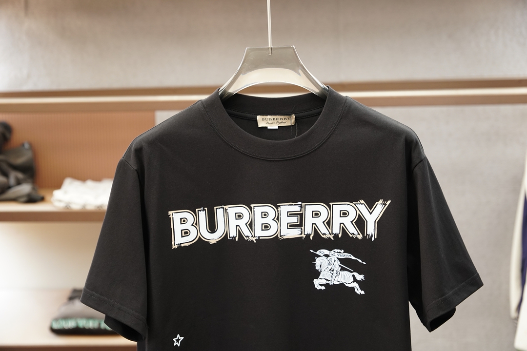 BBR-26新品专柜代购臻选高版本质地A级 🎊🌺🌷🍻26/S夏季专柜最新款圆领短袖 高端订制 设计前卫时