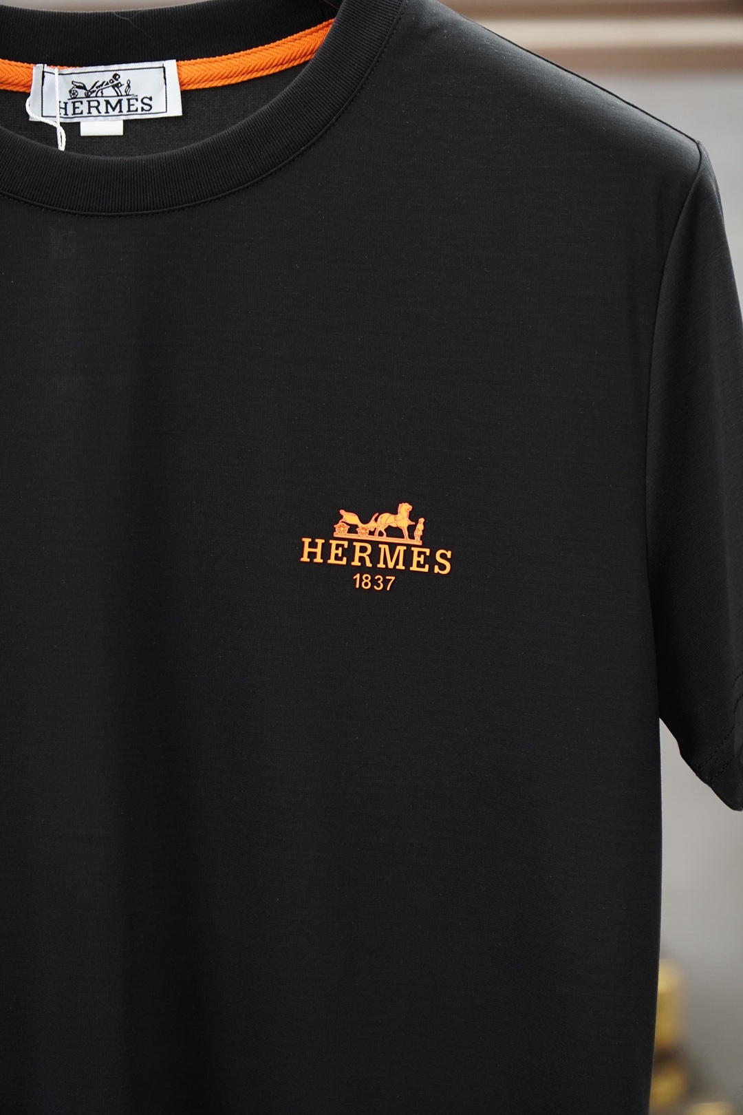 Hermes爱马仕/🔥时尚薄款休闲短裤套装 采用客供高密度纯棉材质面料，软糯亲肤，抗皱立挺有型，品牌字母
