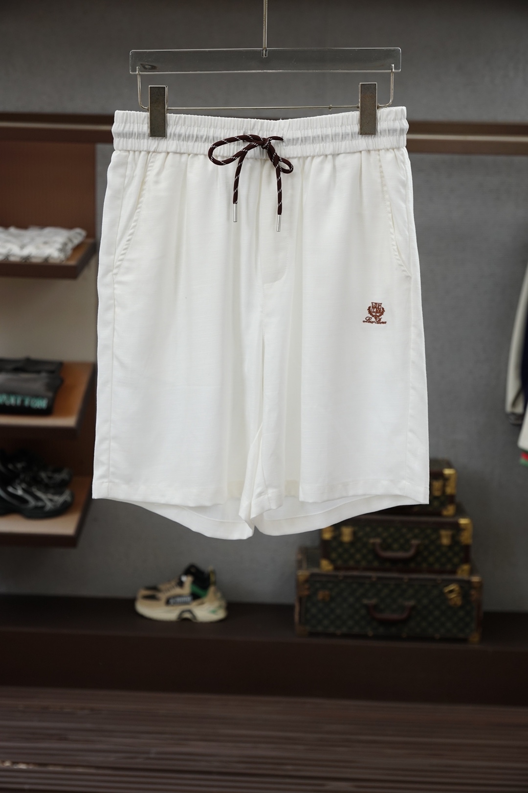 Loro Piana/🔥🔥🍻💤💐26时尚薄款休闲短裤套装 采用客供高密度纯棉材质面料，软糯亲肤，抗皱立挺