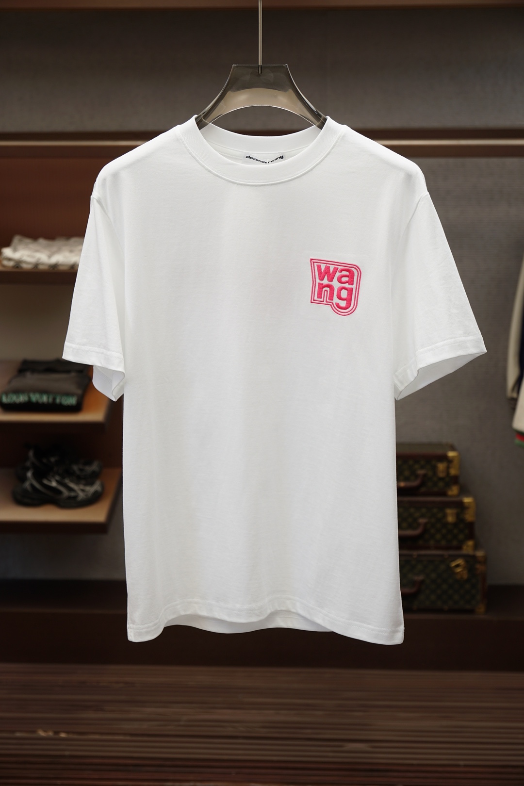 亚历山大王。Alexander wang 字母logo刺绣短袖，1.1专柜款顶级复刻🌹🌸🎊🍻🧨面料采用纯