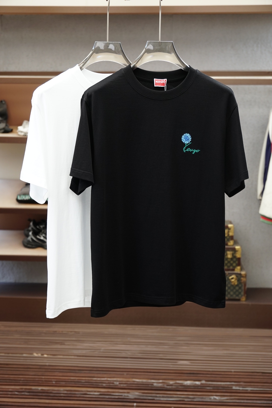 Kenzo，左田贤三/20206^春夏专柜款字母logo刺绣短袖，1.1顶级复刻，面料采用纯棉云朵棉，经