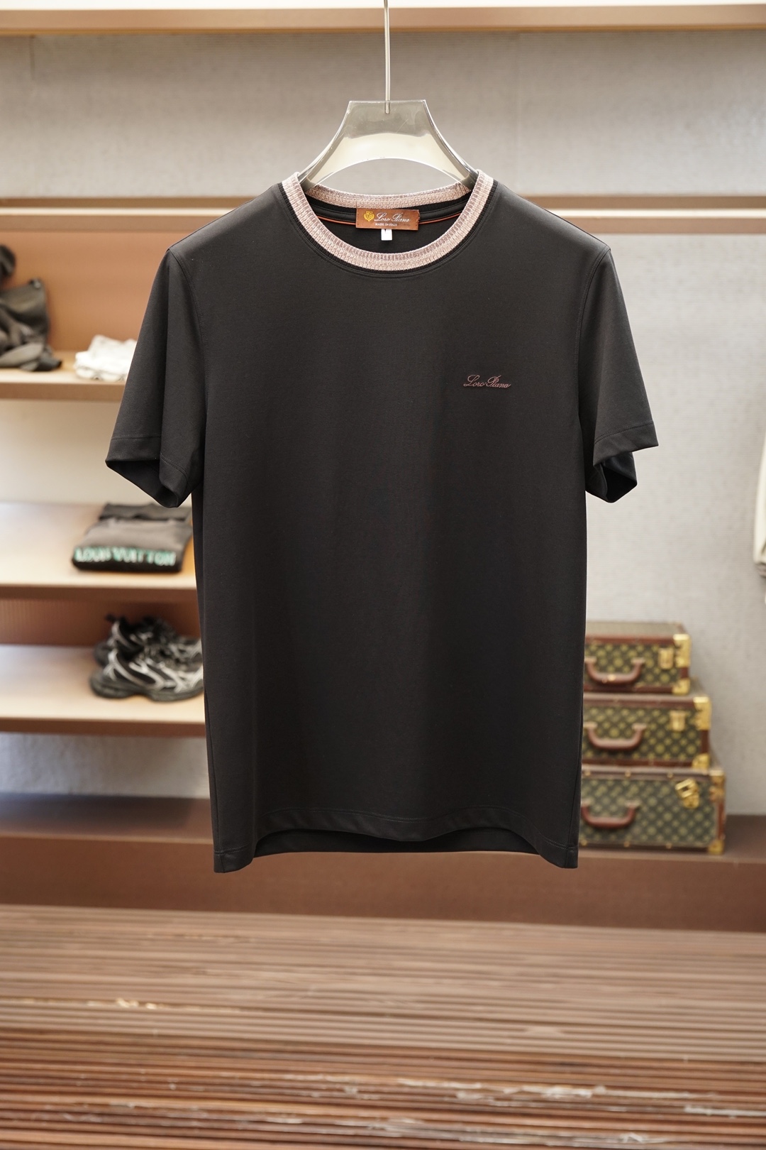 Loro Piana-2026春夏男士短袖T恤，🍐🍻💤专柜1.1顶级打造，高级定制面料控必入款，极具品牌