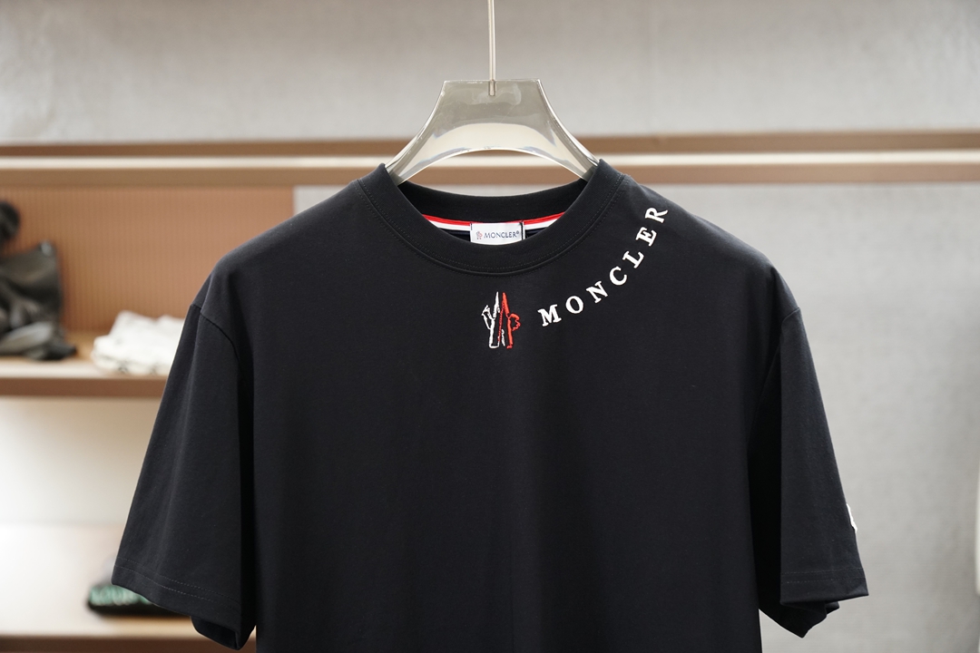 蒙口/Moncler/2026春夏男士短袖T恤，🍐🍻💤专柜1.1顶级打造，高级定制面料控必入款，极具品牌