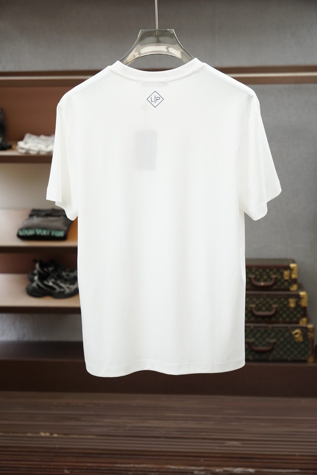 Loro Piana-26SS春夏新品印花圆领短袖T恤，胸前缀饰字母刺绣Logo设计，🔛🍭🌻🫥经典休闲单