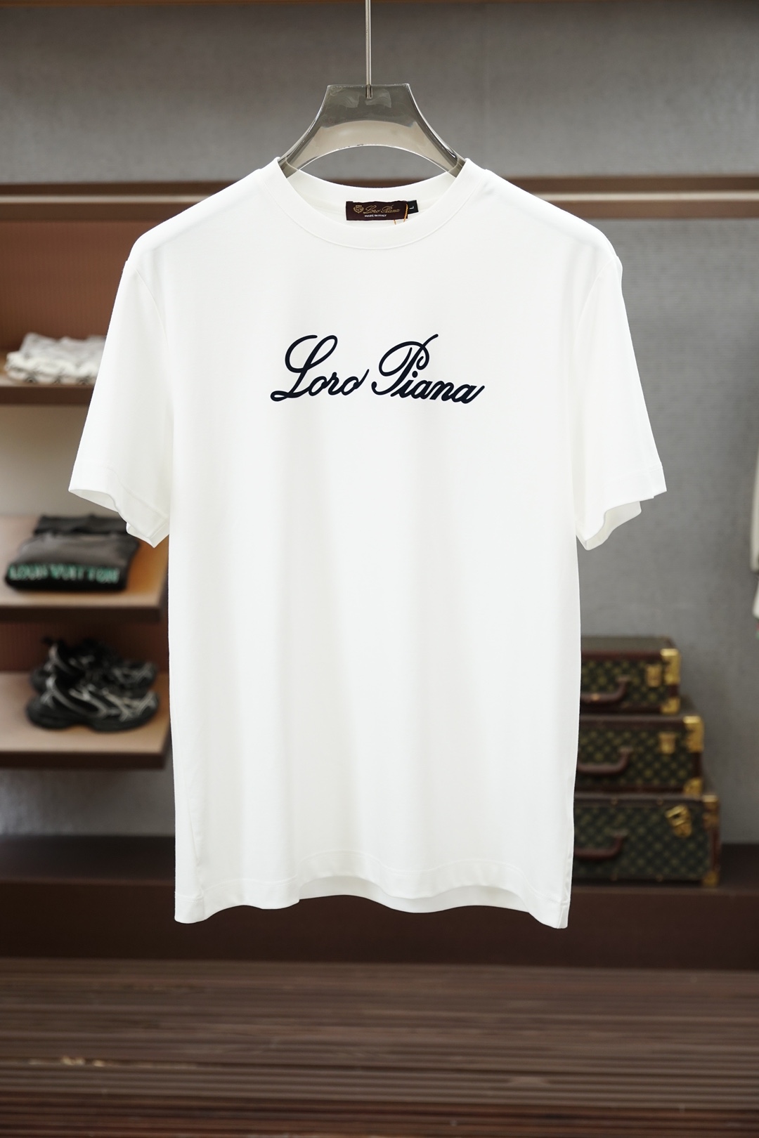 Loro Piana-26SS春夏新品印花圆领短袖T恤，胸前缀饰字母刺绣Logo设计，🔛🍭🌻🫥经典休闲单