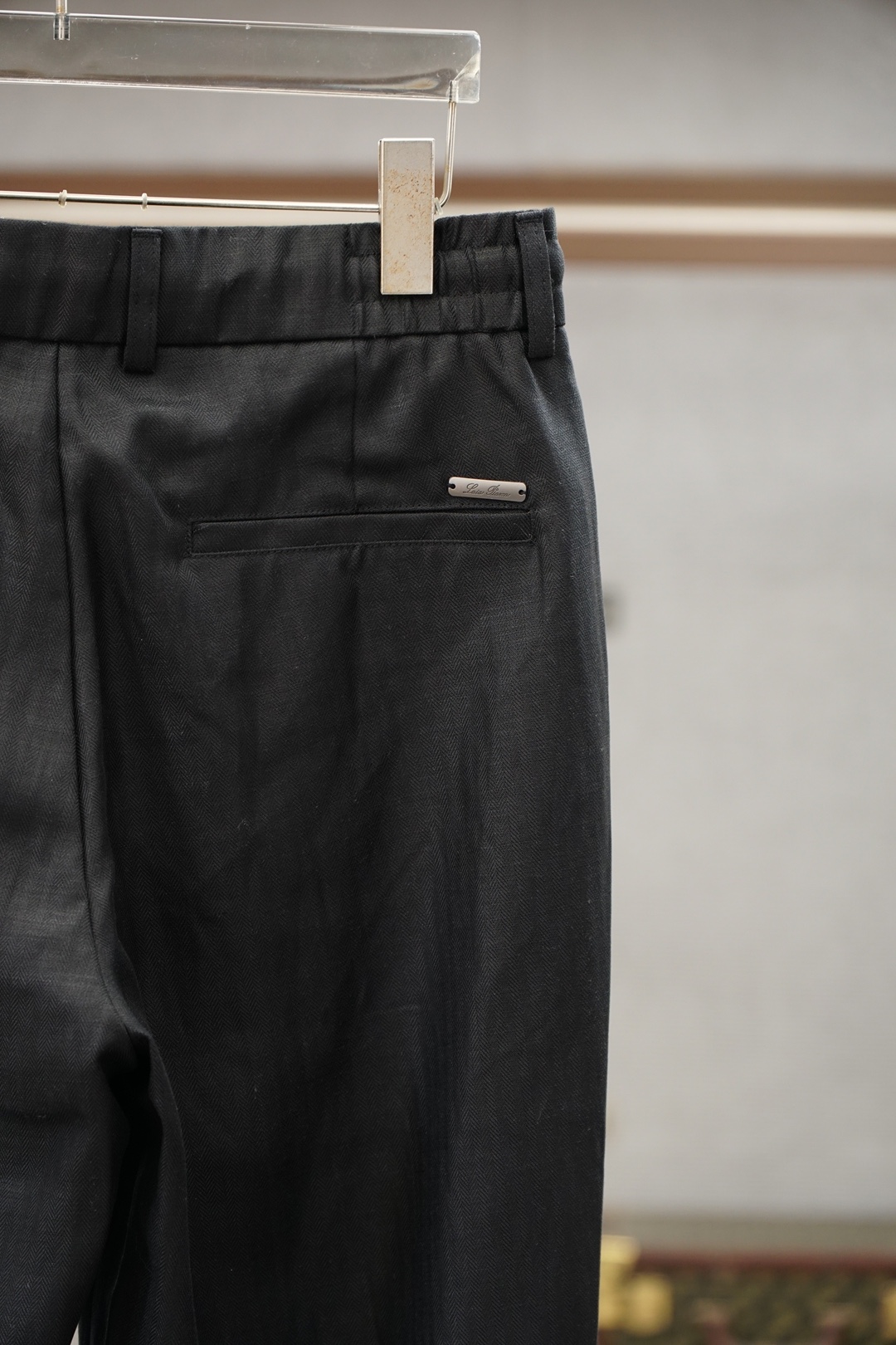 🔥🔥Loro Piana高级轻奢商务系列男士麻裤👖颜色：米白，黑码数：48-50-52-5456