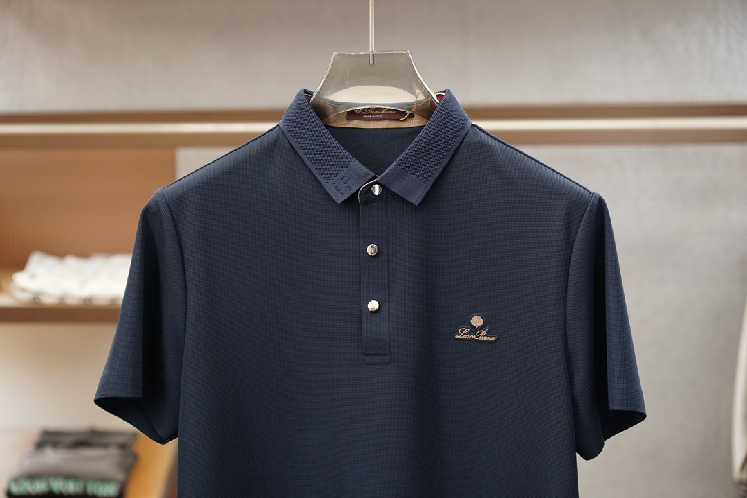 Loro Piana-🍃2026春夏新款# 上新｜🍃 🌼👒🎊2026早春新款男士标识短袖Polo衫，延续