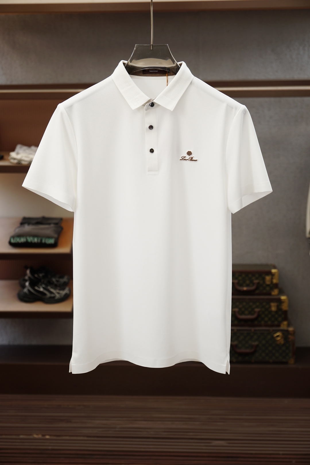 Loro Piana-🍃2026春夏新款# 上新｜🍃 🌼👒🎊2026早春新款男士标识短袖Polo衫，延续