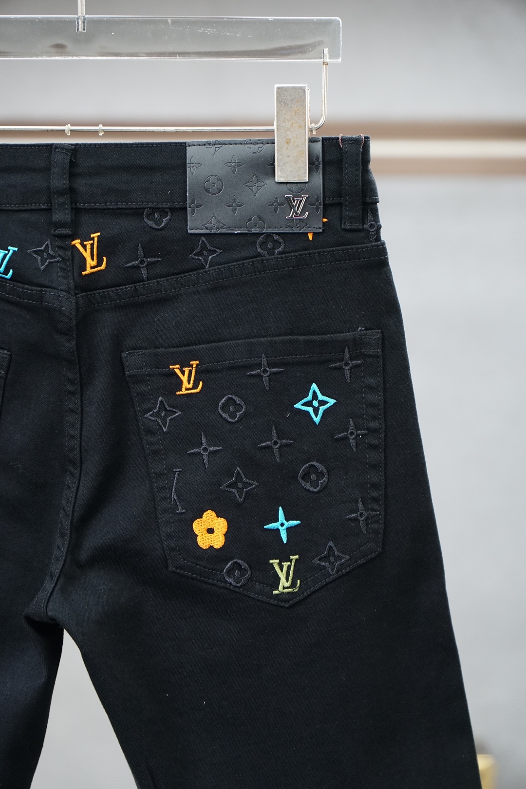 루이비통 남성 반바지 133068 Louis Vuitton Shorts 썸네일 이미지