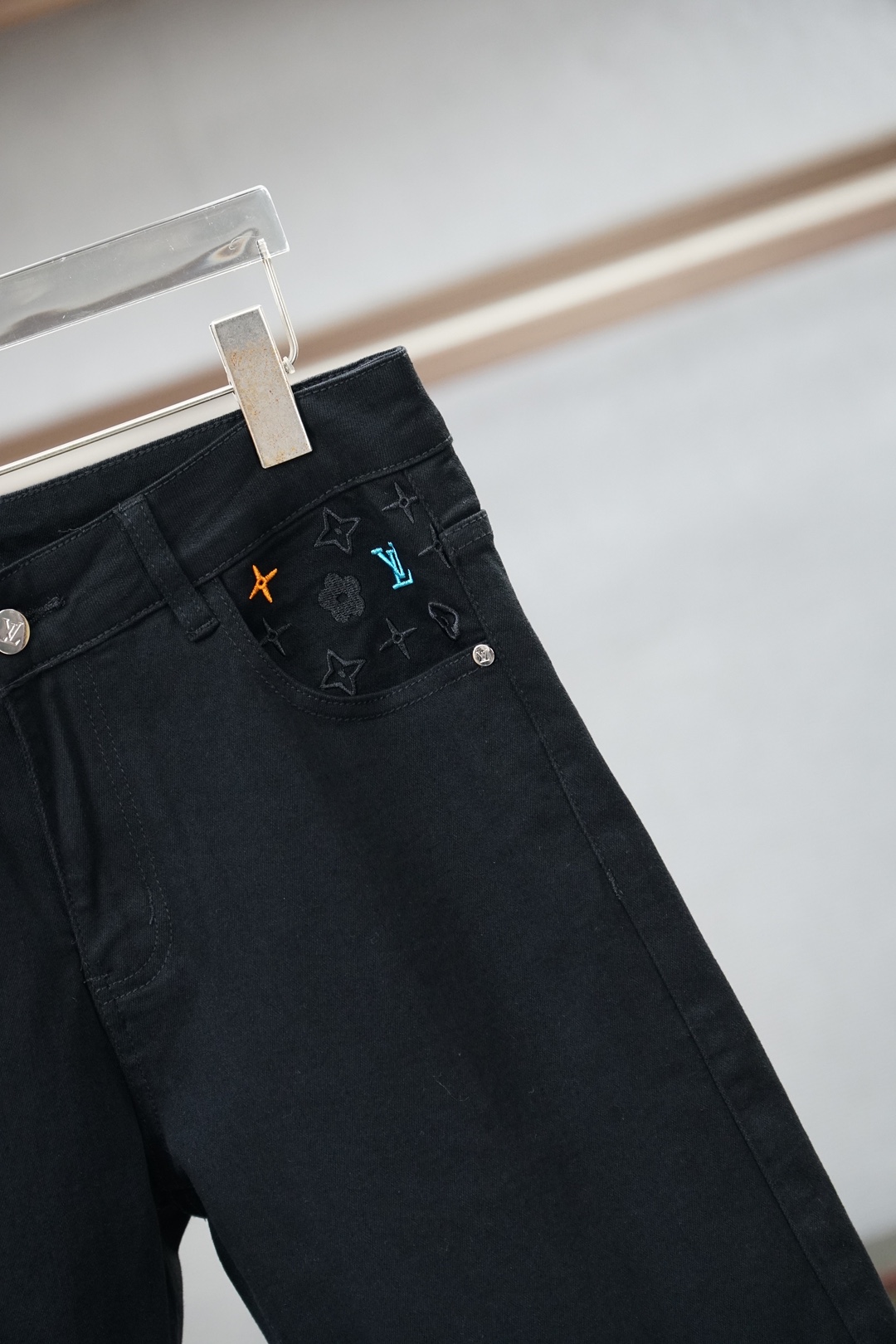 루이비통 남성 반바지 133068 Louis Vuitton Shorts 썸네일 이미지