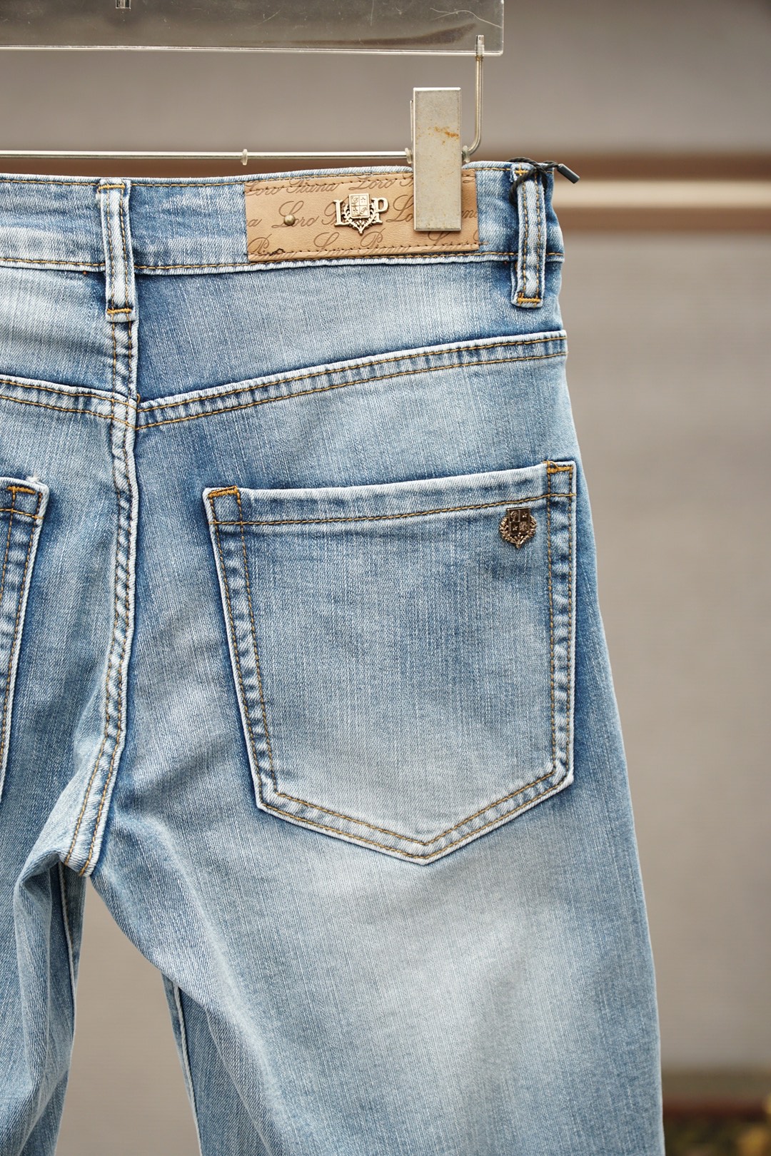 로로피아나 남성 반바지 133061 Loro Piana Shorts 썸네일 이미지