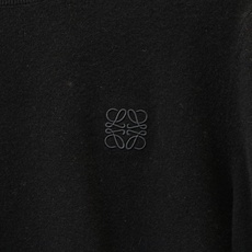 Loewe罗意威/ 2026-秋冬新款毛衣!优质羊毛➕羊绒➕😇👻🥞简约而不简单。休闲圆领款式,日常搭配出街轻松搭配。做工 Loewe罗意威/ 2026-秋冬新款毛衣!优质羊毛➕羊绒➕😇👻🥞简约而不简单。休闲圆领款式,日常搭配出街轻松搭配。做工