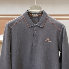 Loro Piana-12026ss新品上线🔥🔥🔥 经典焕新高端磨毛经典Polo衫X利落线条勾勒颈部轮廓,商务正式感拉满 Loro Piana-12026ss新品上线🔥🔥🔥 经典焕新高端磨毛经典Polo衫X利落线条勾勒颈部轮廓,商务正式感拉满