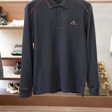 Loro Piana-12026ss新品上线🔥🔥🔥 经典焕新高端磨毛经典Polo衫X利落线条勾勒颈部轮廓,商务正式感拉满 Loro Piana-12026ss新品上线🔥🔥🔥 经典焕新高端磨毛经典Polo衫X利落线条勾勒颈部轮廓,商务正式感拉满