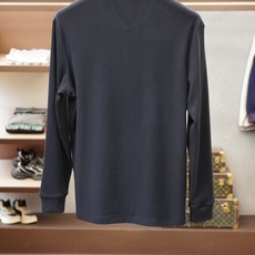 Loro Piana-12026ss新品上线🔥🔥🔥 经典焕新高端磨毛经典Polo衫X利落线条勾勒颈部轮廓,商务正式感拉满 Loro Piana-12026ss新品上线🔥🔥🔥 经典焕新高端磨毛经典Polo衫X利落线条勾勒颈部轮廓,商务正式感拉满