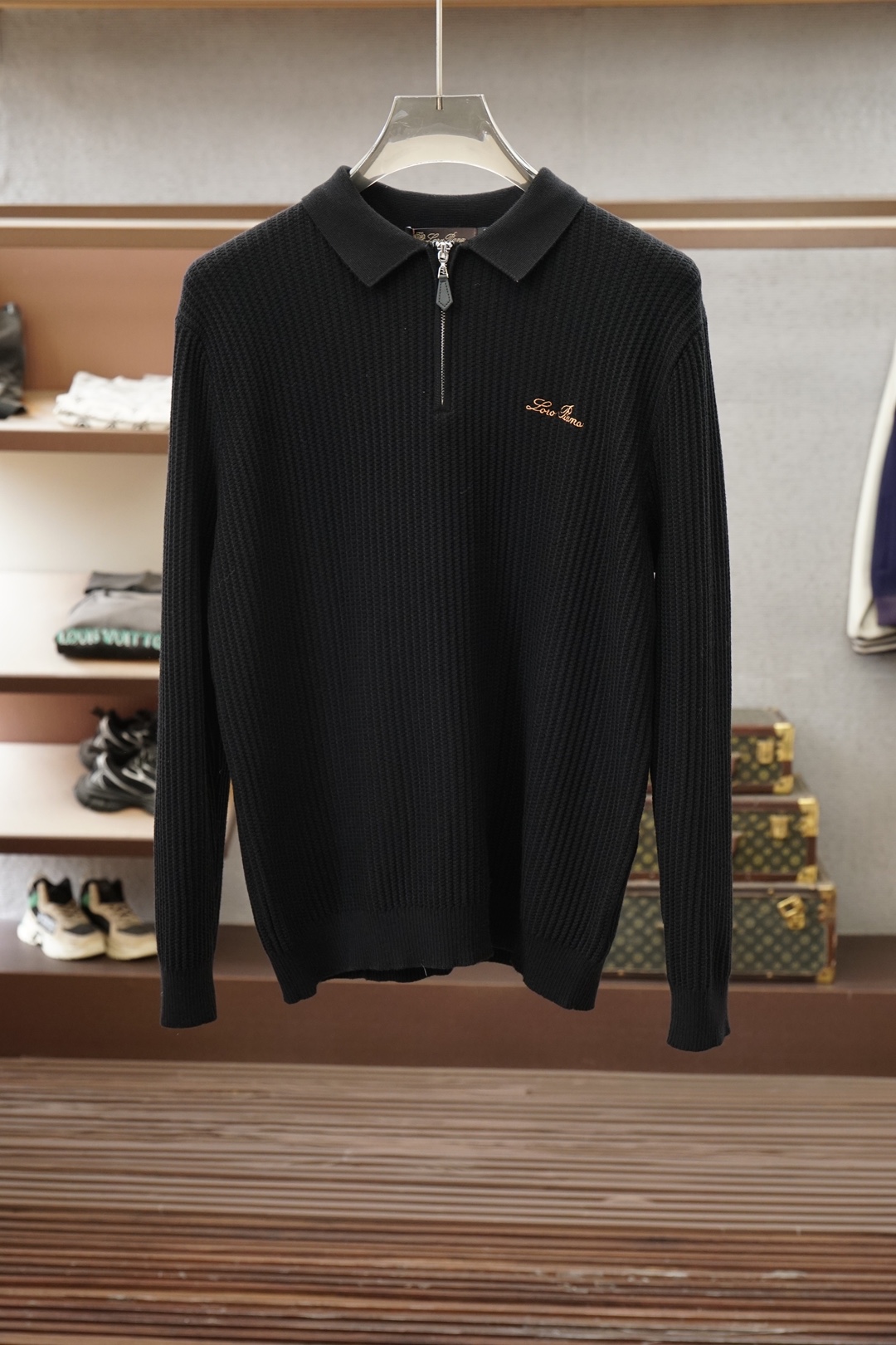 Loro Piana，2026秋冬新款立领毛衣！❤️💝💐💐优质超细羊毛不扎可直接贴身穿，官款同款潮爆时尚，休闲圆领款式，