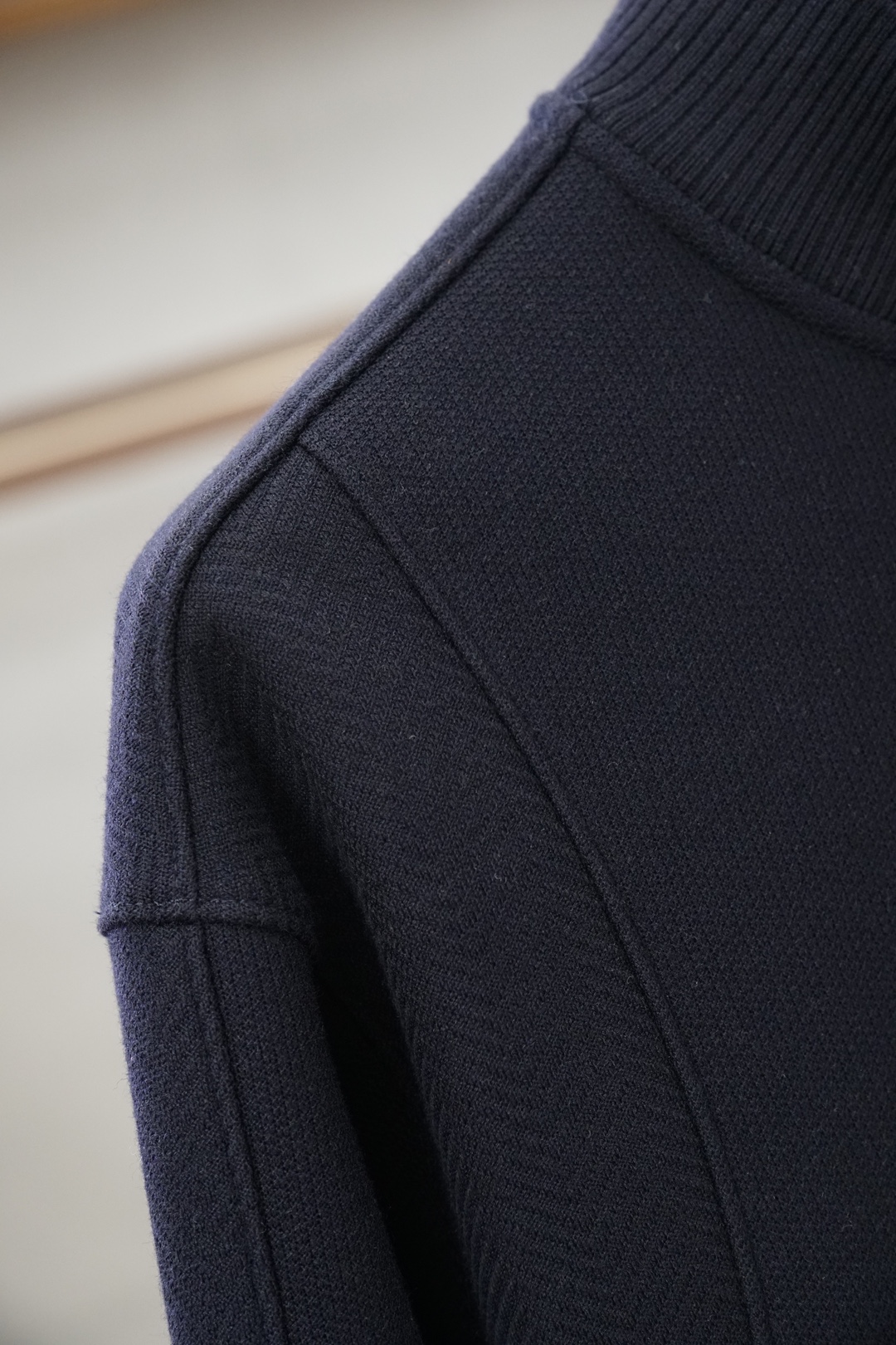 Loro Piana-2026秋款羊毛卫衣，秋冬秀场风尚，高密针织进口高克重羊毛面料，🍆➕👌🌏🌏有质感舒适柔软细呢，保暖