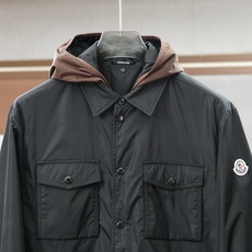 蒙口,2026秋冬新品2件套连帽夹克,可拆卸,一件变2件,克商务休闲棉服夹克,高端定制系列➕🍆🐭进口100锦纶面料舒适柔 蒙口,2026秋冬新品2件套连帽夹克,可拆卸,一件变2件,克商务休闲棉服夹克,高端定制系列➕🍆🐭进口100锦纶面料舒适柔