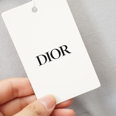 Dior迪奥/2026ss新品上线🔥🔥🔥 经典焕新高端珠地海鸥领Polo衫 面料黑科技,穿出来的舒适奢感,采用双面珠地网 Dior迪奥/2026ss新品上线🔥🔥🔥 经典焕新高端珠地海鸥领Polo衫 面料黑科技,穿出来的舒适奢感,采用双面珠地网