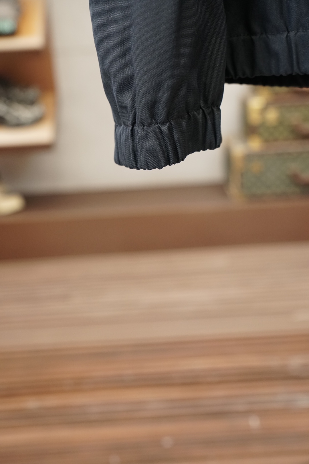 Dior迪奥，2026秋冬连帽羽绒服，冬日硬核时髦担当_Prada这款羽绒服直接刷新我对保暖外套的审美🖤 降落伞原版面料