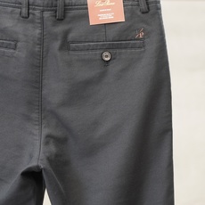Loro Piana-新款来袭秋冬新款休闲牛仔裤-高端定制系列。进口高密度纯棉工艺舒适柔软亲肤,笔挺不易起皱,简单明了, Loro Piana-新款来袭秋冬新款休闲牛仔裤-高端定制系列。进口高密度纯棉工艺舒适柔软亲肤,笔挺不易起皱,简单明了,