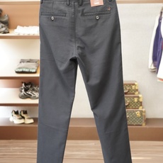 Loro Piana-新款来袭秋冬新款休闲牛仔裤-高端定制系列。进口高密度纯棉工艺舒适柔软亲肤,笔挺不易起皱,简单明了, Loro Piana-新款来袭秋冬新款休闲牛仔裤-高端定制系列。进口高密度纯棉工艺舒适柔软亲肤,笔挺不易起皱,简单明了,