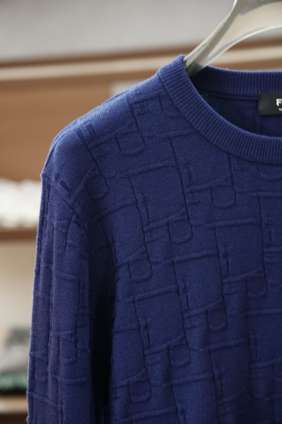 Fendi芬迪/2026秋冬新款毛衣！✋💐💐优质超细羊毛不扎可直接贴身穿，官款同款潮爆时尚，休闲圆领款式，日常搭配出街轻