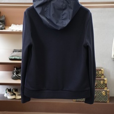蒙口/Moncler 🌈✨🪐😎26秋冬拼接针织连帽外套 袖子混纺羊毛+尼龙面料,品牌logo 日常休闲穿搭高级耐看 蒙口/Moncler 🌈✨🪐😎26秋冬拼接针织连帽外套 袖子混纺羊毛+尼龙面料,品牌logo 日常休闲穿搭高级耐看