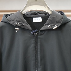 蒙口/Moncler 🌈✨🪐😎26秋冬拼接针织连帽外套 袖子混纺羊毛+尼龙面料,品牌logo 日常休闲穿搭高级耐看 蒙口/Moncler 🌈✨🪐😎26秋冬拼接针织连帽外套 袖子混纺羊毛+尼龙面料,品牌logo 日常休闲穿搭高级耐看