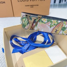 品名:LV..路易..威登💕原单 材质:原单牛皮腰带 百分百头层牛皮腰带✨保证真皮钢扣,专柜原单品质、做 品名:LV..路易..威登💕原单 材质:原单牛皮腰带 百分百头层牛皮腰带✨保证真皮钢扣,专柜原单品质、做