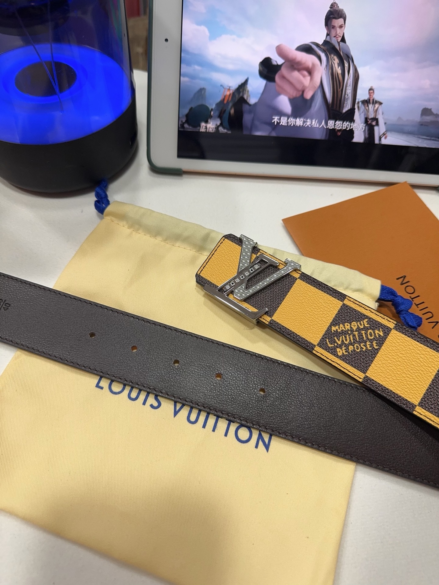 品名:LV..路易..威登💕原单 材质:原单牛皮腰带 百分百头层牛皮腰带✨保证真皮钢扣,专柜原单品质、做 品名:LV..路易..威登💕原单 材质:原单牛皮腰带 百分百头层牛皮腰带✨保证真皮钢扣,专柜原单品质、做