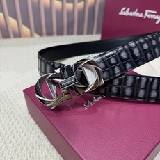 品名:Ferrgamo..菲拉格慕·腰带✈️自动带·皮带 型号:自动扣,纯钢材质自动扣,头层牛皮,自动带身 材料:🐂百分 品名:Ferrgamo..菲拉格慕·腰带✈️自动带·皮带 型号:自动扣,纯钢材质自动扣,头层牛皮,自动带身 材料:🐂百分